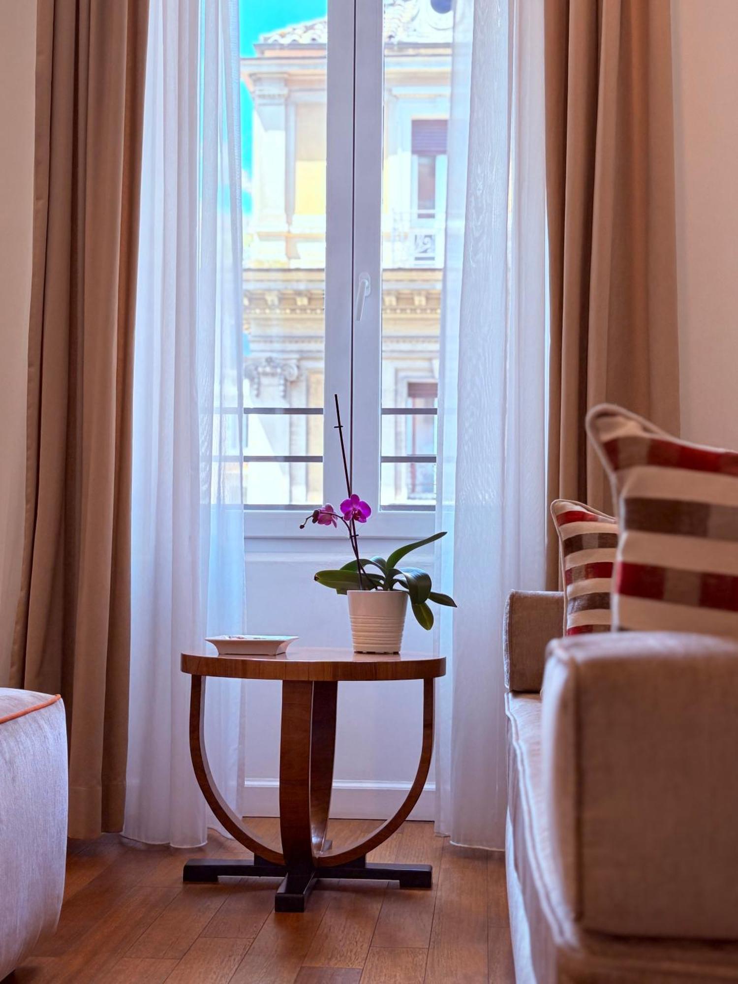 900 Piazza Del Popolo Bed & Breakfast 3*